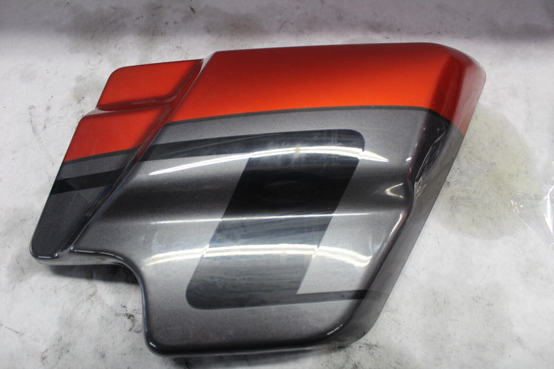 SIDE COVER RIGHT 57200094EHB (ORANGE LAVA AND DARK ALLOY) HARLEY DAVIDSON 66048-