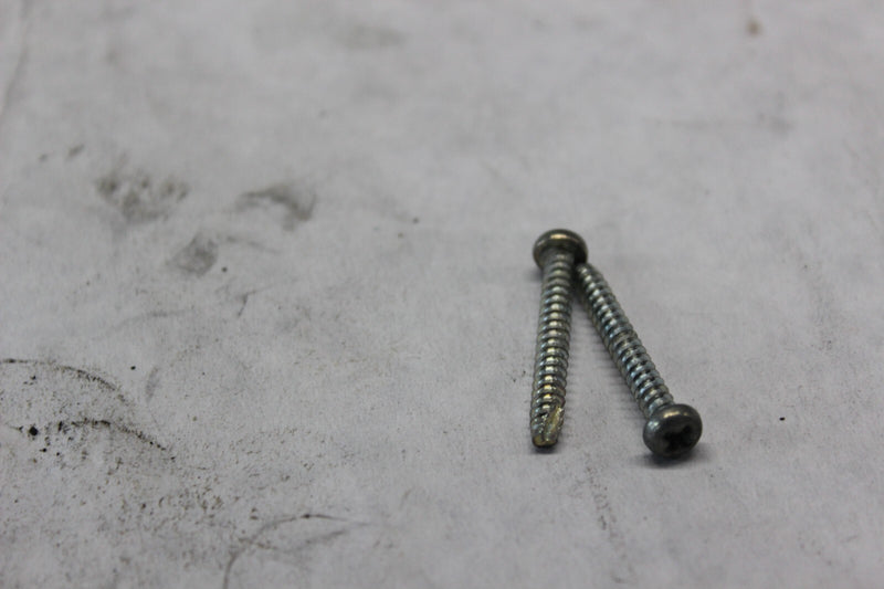 TAIL LIGHT LENS SCREW 2PCS 93901-34710 1983 HONDA VT750C SHADOW