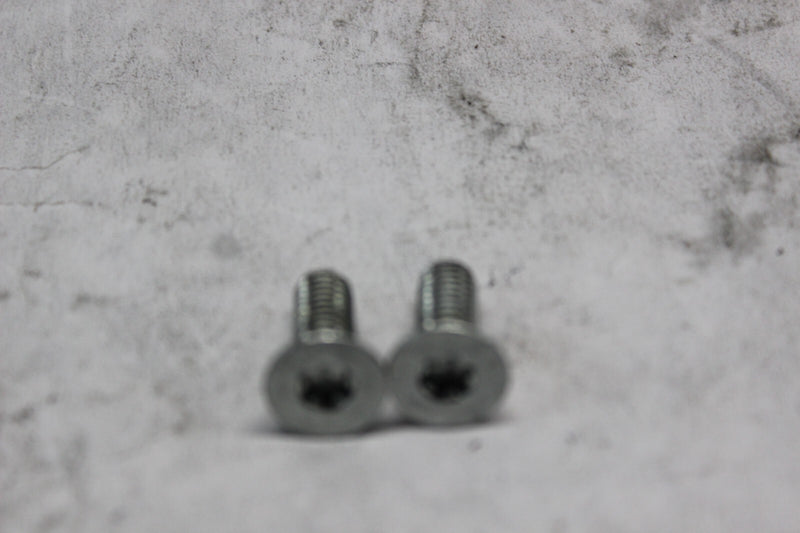 ANCHOR PLATE SCREW (2) 1783A 2001 H-D SOFTAIL DUECE FXSTD