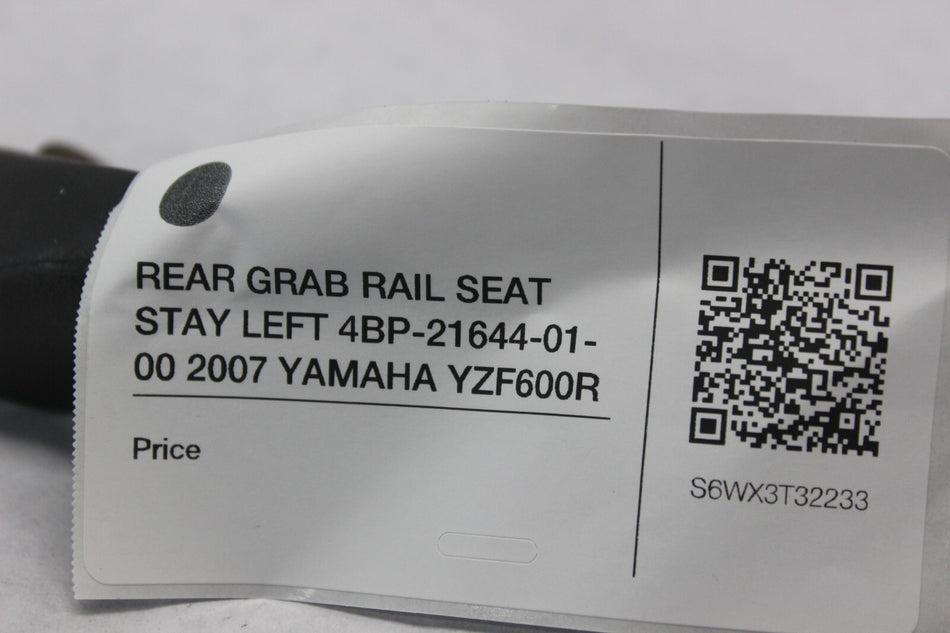 REAR GRAB RAIL SEAT STAY LEFT 4BP-21644-01-00 2007 YAMAHA YZF600R