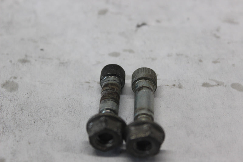 Footboard Floorboard Shoulder Bolt (2) 50674-05 2010 H-D ULTRA CLASSIC FLHTCU