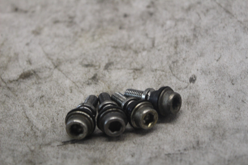 cf272098-d7a2-4120-89c2-71170356613f
