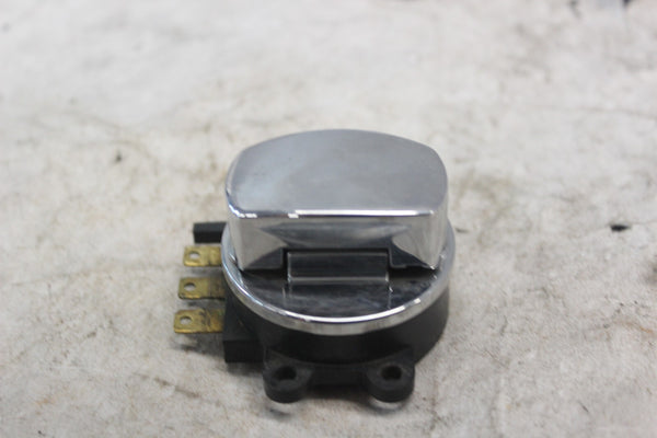 IGNITION SWITCH NO KEY 71313-96 2001 H-D SOFTAIL DUECE FXSTD