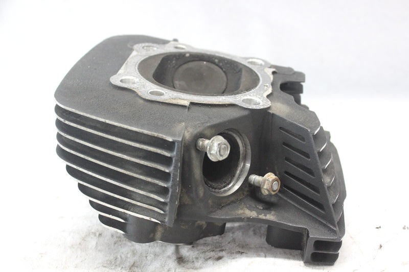 FRONT CYLINDER HEAD 16722-99 16723-99 2001 H-D SOFTAIL DUECE FXSTD