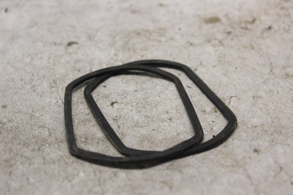 TURN SIGNAL GASKET 2PCS 11009-1052 1980 KAWASAKI KZ440
