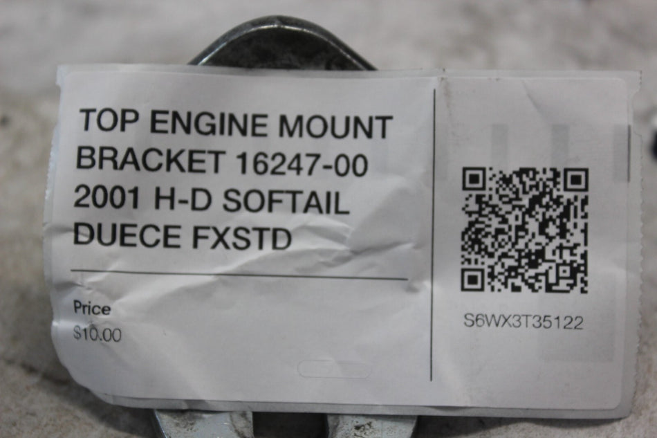 TOP ENGINE MOUNT BRACKET 16247-00 2001 H-D SOFTAIL DUECE FXSTD