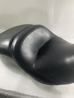 OEM Harley Davidson Seat 2016 Roadglide Ultra 52000033