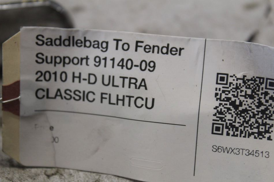 Saddlebag To Fender Support 91140-09 2010 H-D ULTRA CLASSIC FLHTCU