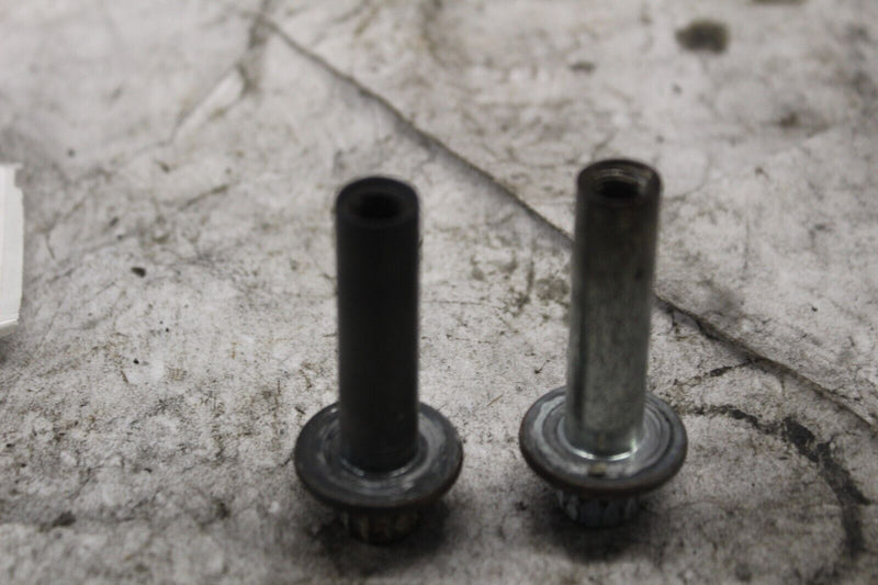 Internal Thread Screws (2) 16480-92 (1-7/8”) HARLEY DAVIDSON