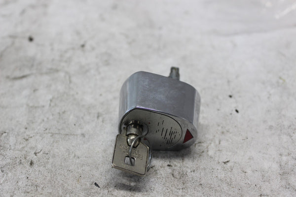 Ignition Switch Knob W/KEY 71536-93 2000 H-D ELECTRAGLIDE FLHT