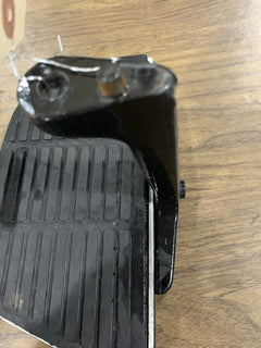 OEM Harley Davidson Passenger Floorboard 2001 Electraglide 52719-93 Bracket