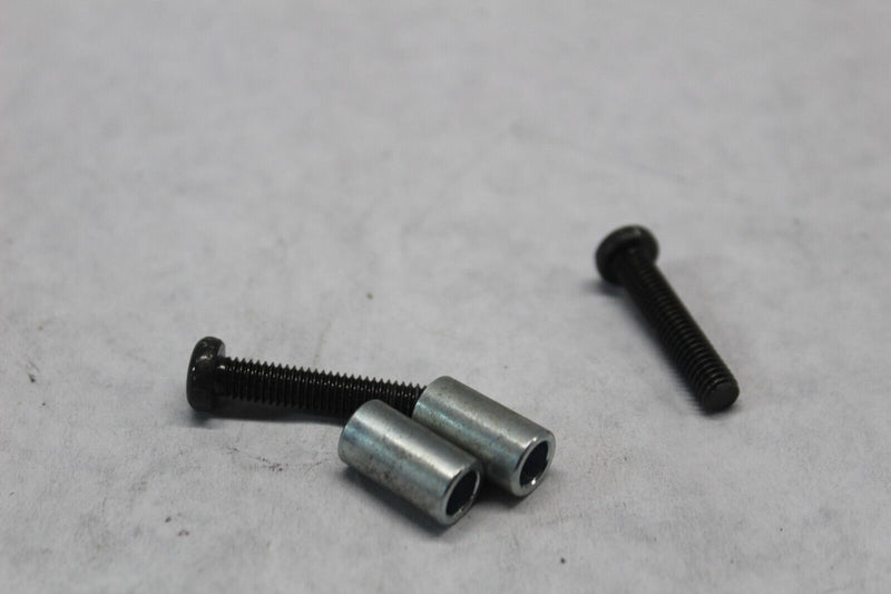 SEAT BRACKET SCREW (2) 220F0630,COLLAR (2) 92143-1408  2002 KAW ZX-6