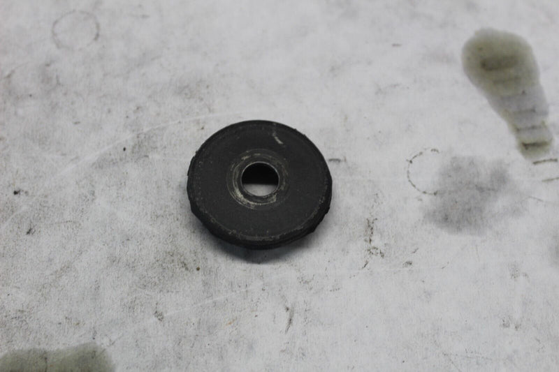 ENGINE BRACKET DAMPER 92075-1738 1999 KAW VULCAN 1500