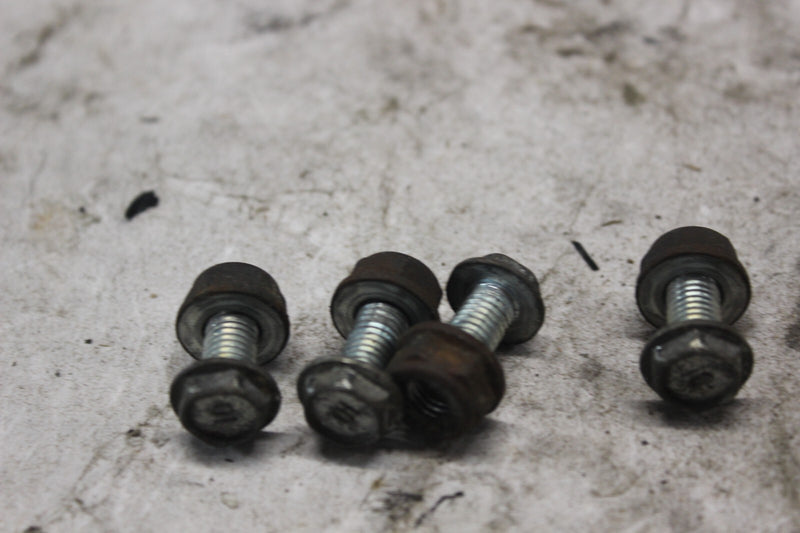 REAR AXLE BOLT 4PCS 90102-MW4-000 2002 HONDA VFR800 INTERCEPTOR