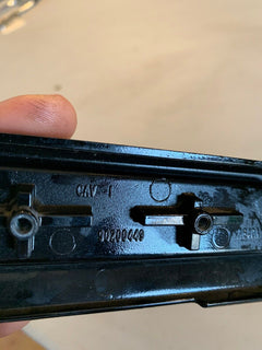 Harley OEM 2014-19 Touring 90200449 RIGHT Saddlebag Luggage Latch Hinge Trim