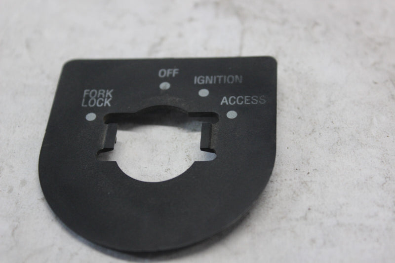 IGNITION SWITCH PLATE 71427-96 2000 H-D ELECTRAGLIDE FLHT