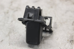 TOP DUCT BUTTON ASSY 29200035 2018 H-D STREETGLIDE