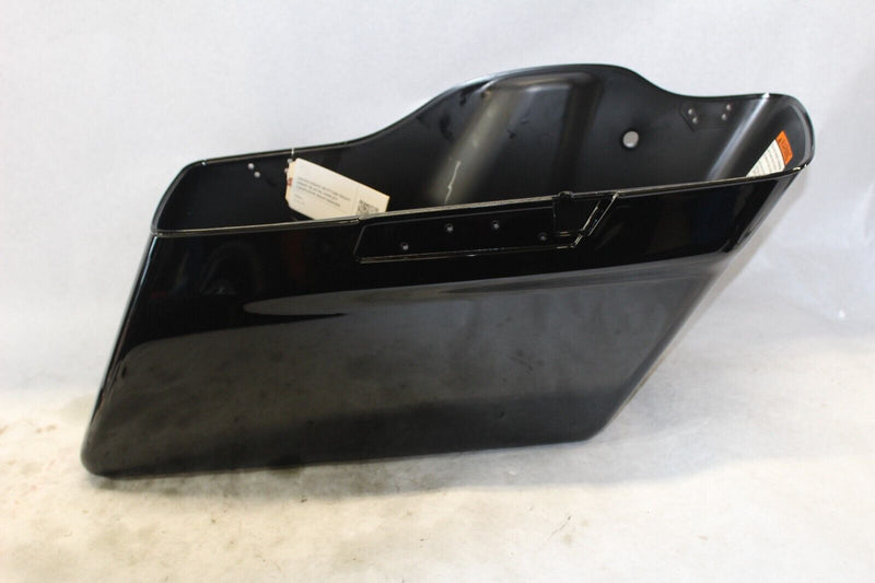 SADDLEBAG BOTTOM RIGHT (VIVID BLACK) NEED PAINT HARLEY DAVIDSON 90201066DBX