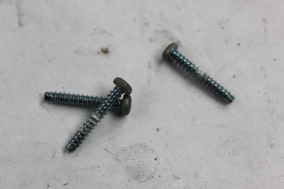 TURN SIGNAL LENS SCREW 3PCS 93901-34610 1983 HONDA VF750C MAGNA