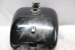 GAS TANK VIVID BLACK W/ RED & GOLD STRIPE 61019-00CF 2000 H-D ELECTRAGLIDE FLHT