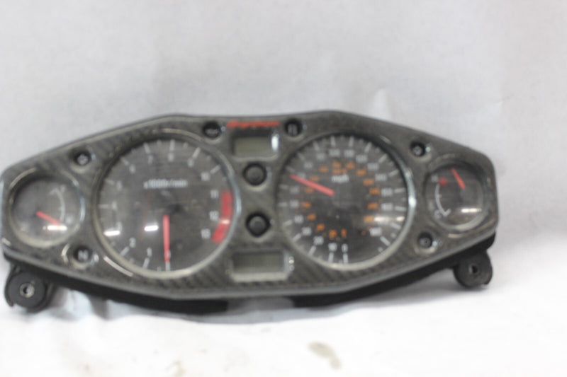 SPEEDOMETER & TACH COMPLETE ASSY 23,677MILES 34120-24F70 2002 SUZUKI HAYABUSA GS