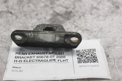 REAR EXHAUST MOUNT BRACKET 65678-07 2008 H-D ELECTRAGLIDE FLHT