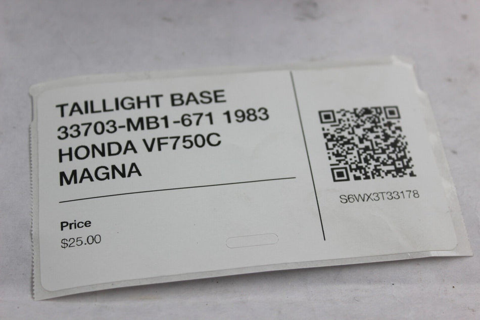 TAILLIGHT BASE 33703-MB1-671 1983 HONDA VF750C MAGNA