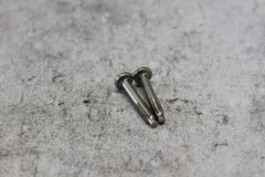 TAILLAMP LENS SCREW 2PCS 68026-99 2000 H-D ELECTRAGLIDE FLHT