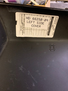 Side Cover LEFT VIVID BLACK HARLEY DAVIDSON 57200071DH