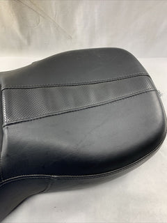 OEM Harley Davidson 2 Up Seat 2013 Streetglide No Rips 52164-10