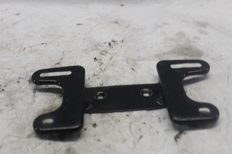 LICENSE PLATE BRACKET 84701-MA1-670  1982 HONDA GL500I SILVERWING
