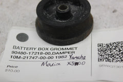 BATTERY BOX GROMMET 90480-17218-00,DAMPER 10M-21747-00-00 1982 YAMAHA MAXIM XJ11