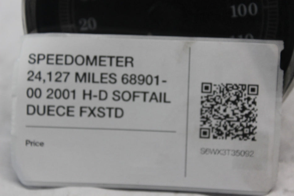 SPEEDOMETER 24,127 MILES 68901-00 2001 H-D SOFTAIL DUECE FXSTD