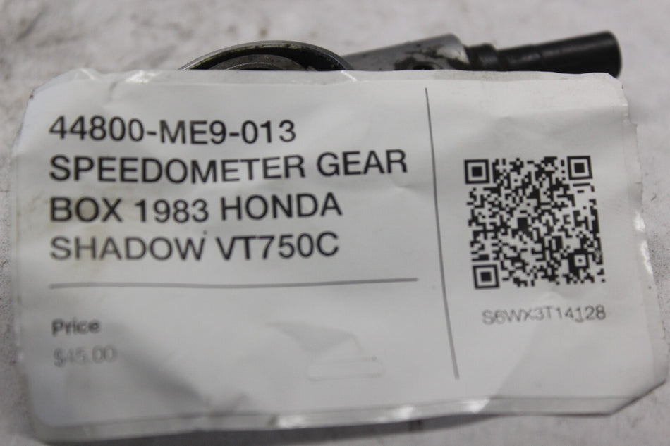 44800-ME9-013 SPEEDOMETER GEAR BOX 1983 HONDA SHADOW VT750C