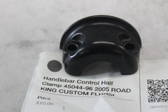 Handlebar Control Half Clamp 45044-96 2005 ROAD KING CUSTOM FLHRSI