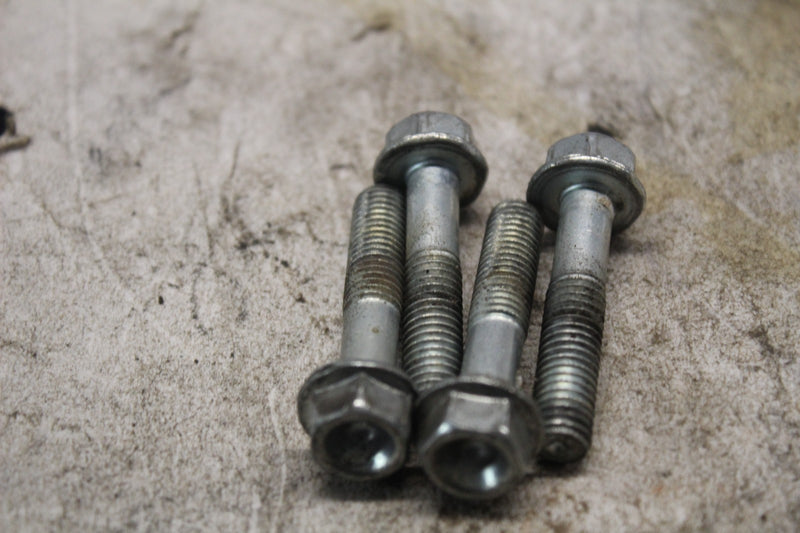 038589c5-eaaf-4865-9681-1b36769a9649