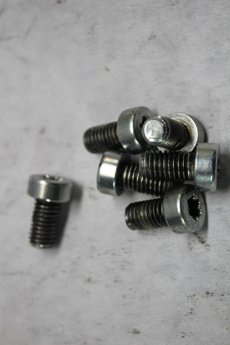 7dc37ff4-8548-4080-9349-b72e9c99c19e