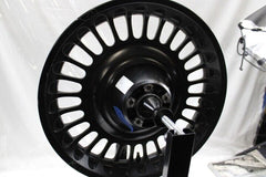 OEM Harley Davidson Front Wheel Black Knuckles 17" X 3" 25MM Bearing 42195-10