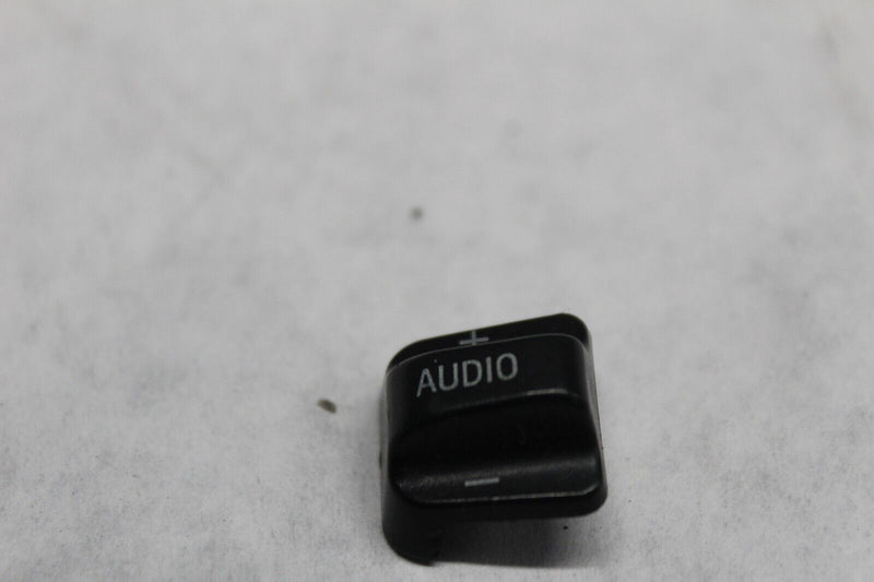 71820-98 AUDIO + - BUTTON SWITCH HARLEY DAVIDSON