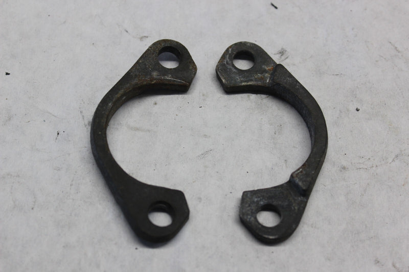 EXHAUST PIPE HOLDER 2PCS 18069-1054 1986 KAWASAKI ZG1000
