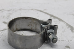 65900015 RIGHT Muffler Clamp Harley Davidson M8 HARLEY DAVIDSON