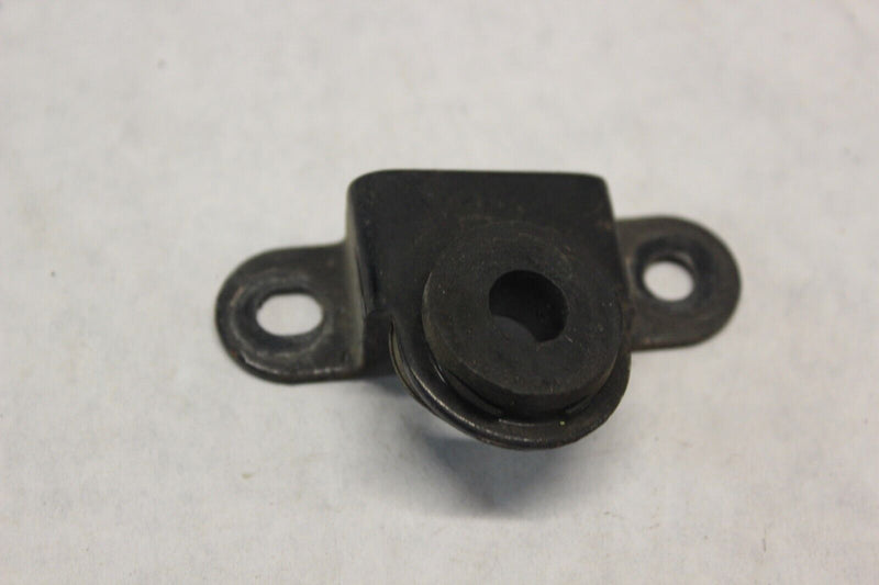 LOWER LEFT UPPER COWLING BRACKET 11044-1907 1986 KAWASAKI ZG1000