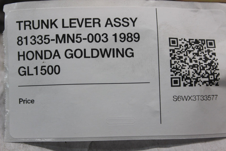 b6bb7368-6c8c-40ab-8d79-5848f8b3feb1