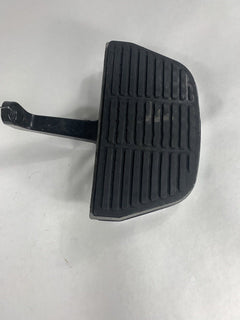 OEM Harley Davidson Passenger Footboard Bracket Pad 2008 Road King 50938-04