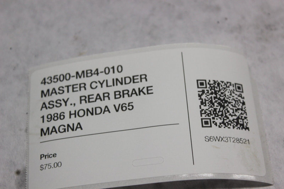 43500-MB4-010 MASTER CYLINDER ASSY., REAR BRAKE 1986 HONDA V65 MAGNA