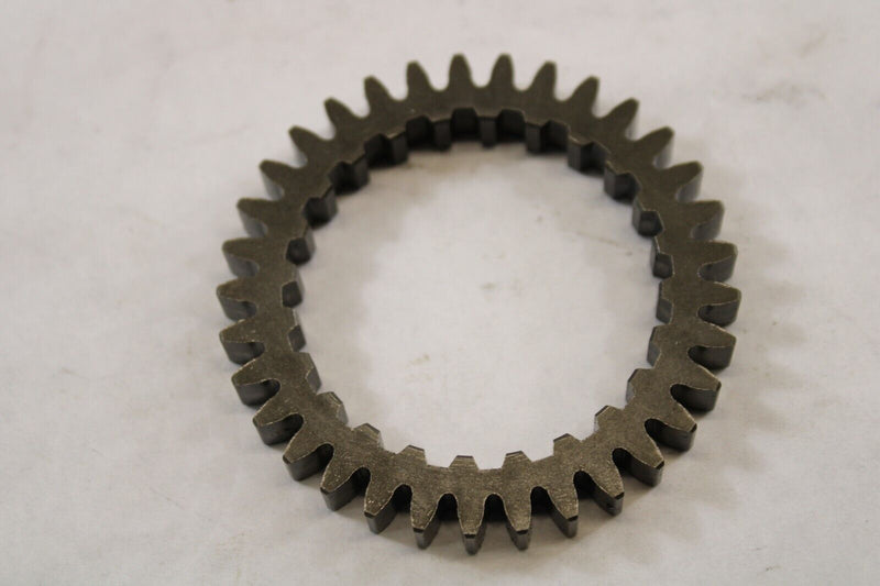 Oil Pump Drive Gear 16321-35F01 2003 Suzuki GSX-R600