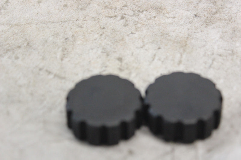 FRONT TANK MOUNT RUBBER 2PCS 62146-00 2001 H-D SOFTAIL DUECE FXSTD