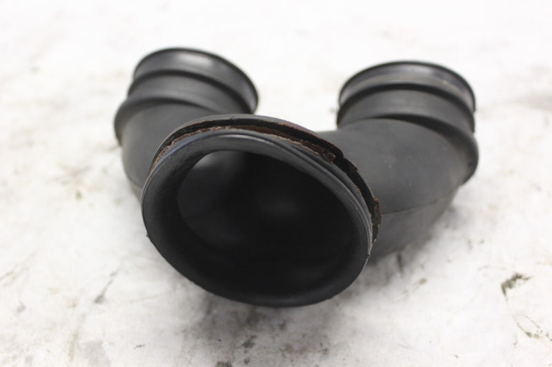AIR CLEANER CONNECTING TUBE 17254-MA1-300 1982 HONDA GL500I SILVERWING