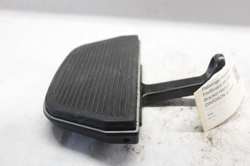 Passenger Floorboard Footboard 50613-91, Bracket HARLEY DAVIDSON 52719-10
