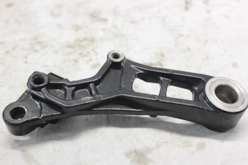REAR CALIPER BRACKET 43110-MB9-871 1982 HONDA GOLDWING GL1100A